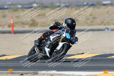 media/Mar-24-2025-Moto Forza (Mon) [[57ce5c5cff]]/3-Beginner Group/Session 2 (Turn 11)/